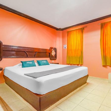 Hotel Ayenda Paleis Santa Cruz Tecamac Exteriér fotografie