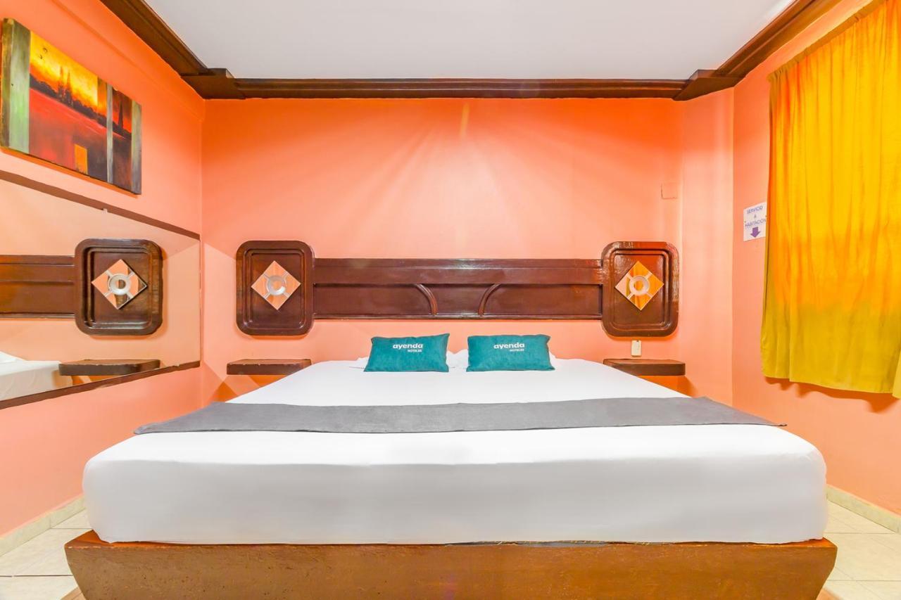 Hotel Ayenda Paleis Santa Cruz Tecamac Exteriér fotografie
